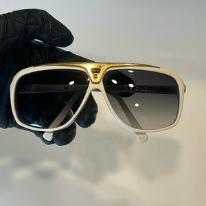 Louis Vuitton Evidence sunglasses